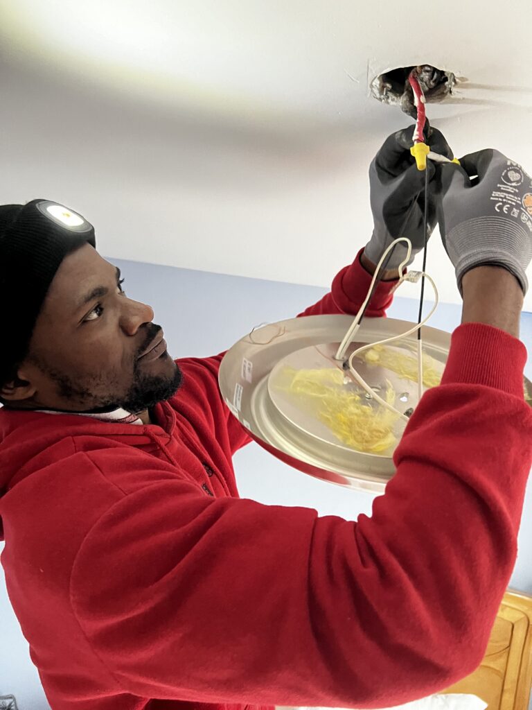 Lighting-repair-replacement